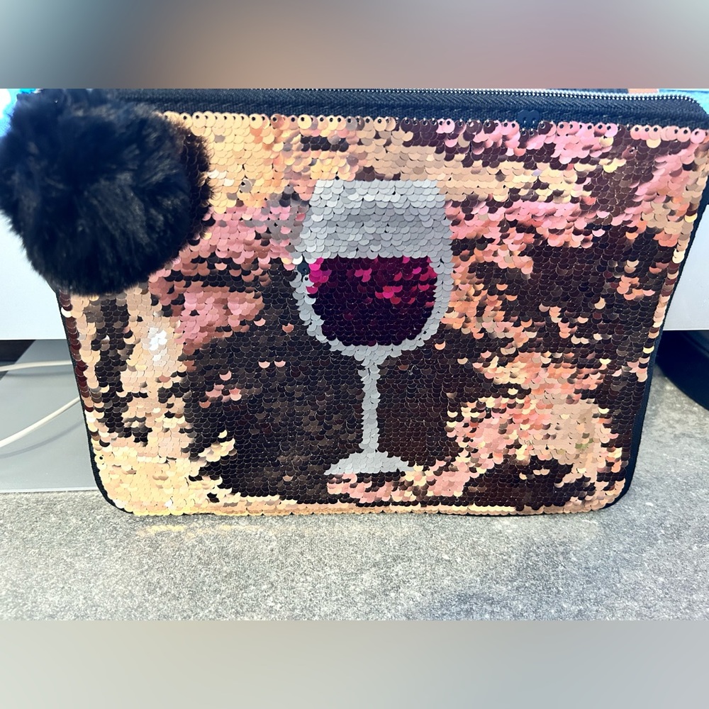 Brand new Stella & Dot sequined wine pouch